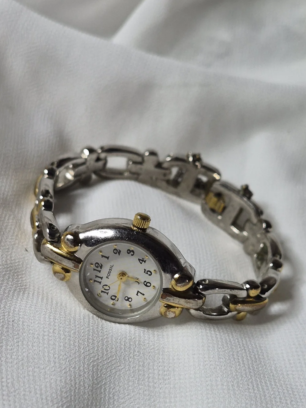 Vintage Fossil F2 Womans Analog Quartz Watch